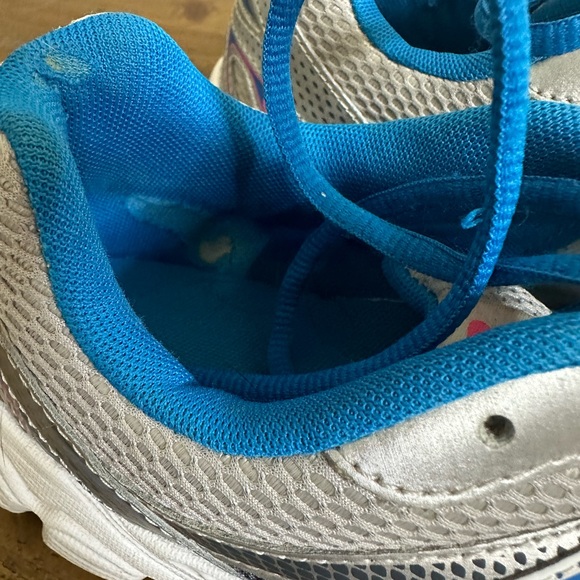 NEW BALANCE 450v3 Womans W450SB3 Training Sneakers Size 8 Blue Silver Pink - Picture 4 of 7